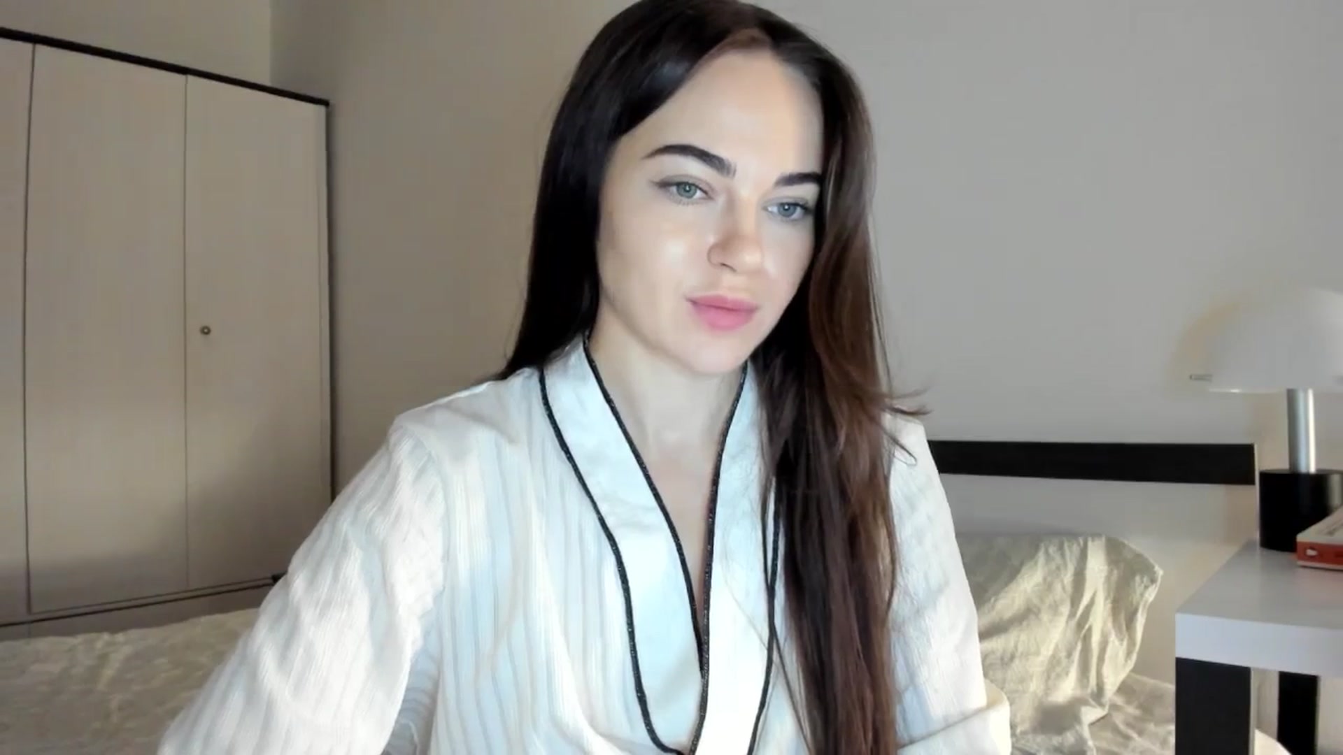 Gallery image thumbnail from BeeTheQueen's myfreecams stream on, 09/27/2025, 17:22 image 6 of 20