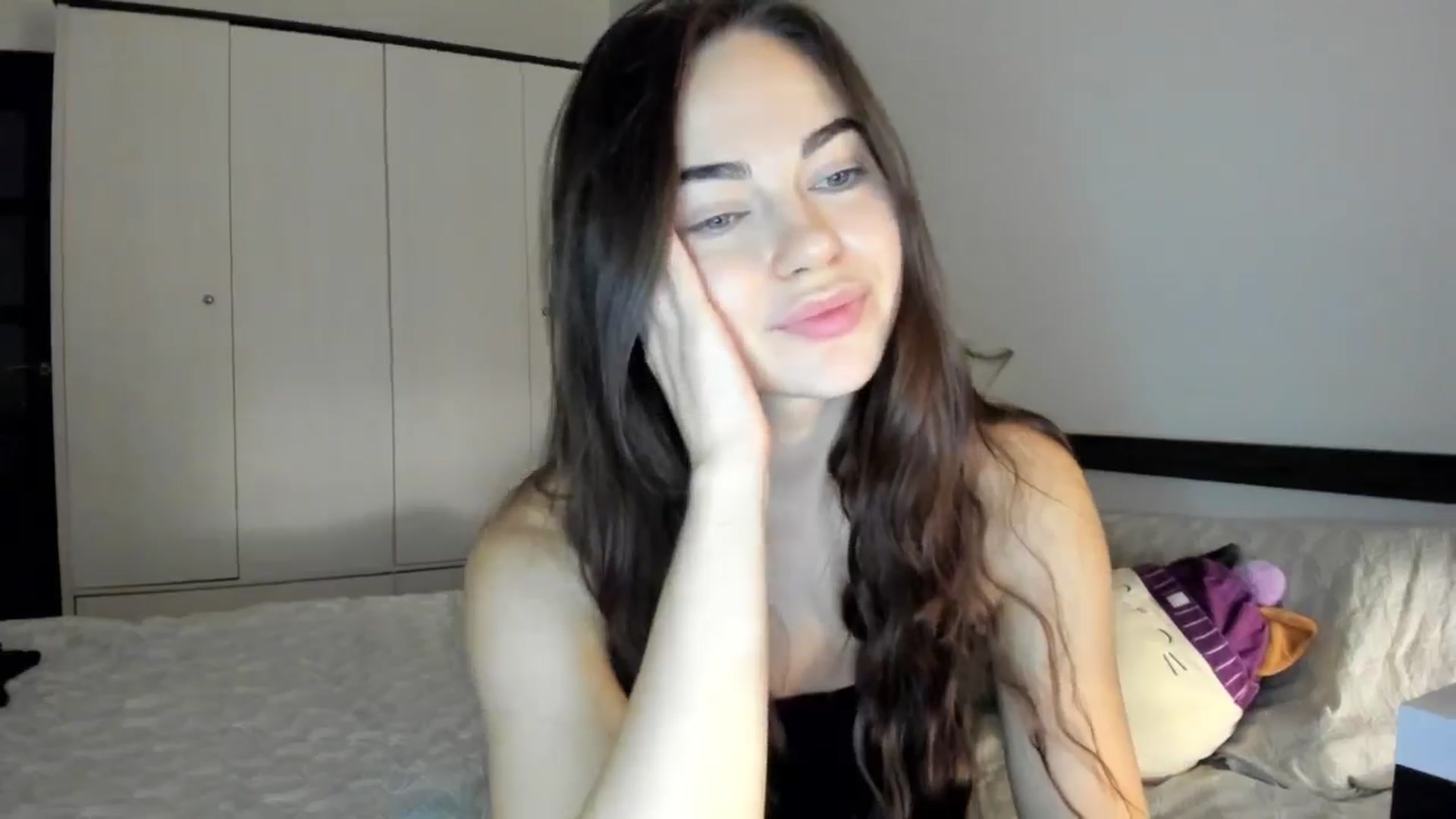Gallery image thumbnail from BeeTheQueen's myfreecams stream on, 09/28/2025, 17:09 image 16 of 20