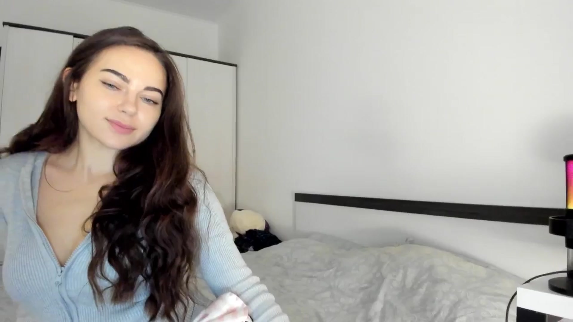 Gallery image thumbnail from BeeTheQueen's myfreecams stream on, 10/22/2025, 14:06 image 19 of 20