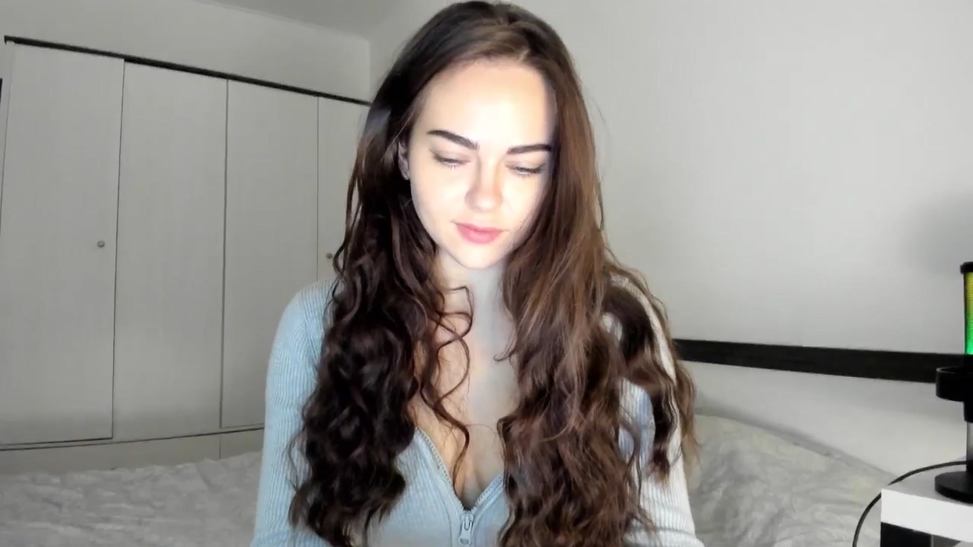 Gallery image thumbnail from BeeTheQueen's myfreecams stream on, 10/22/2025, 14:06 image 12 of 20