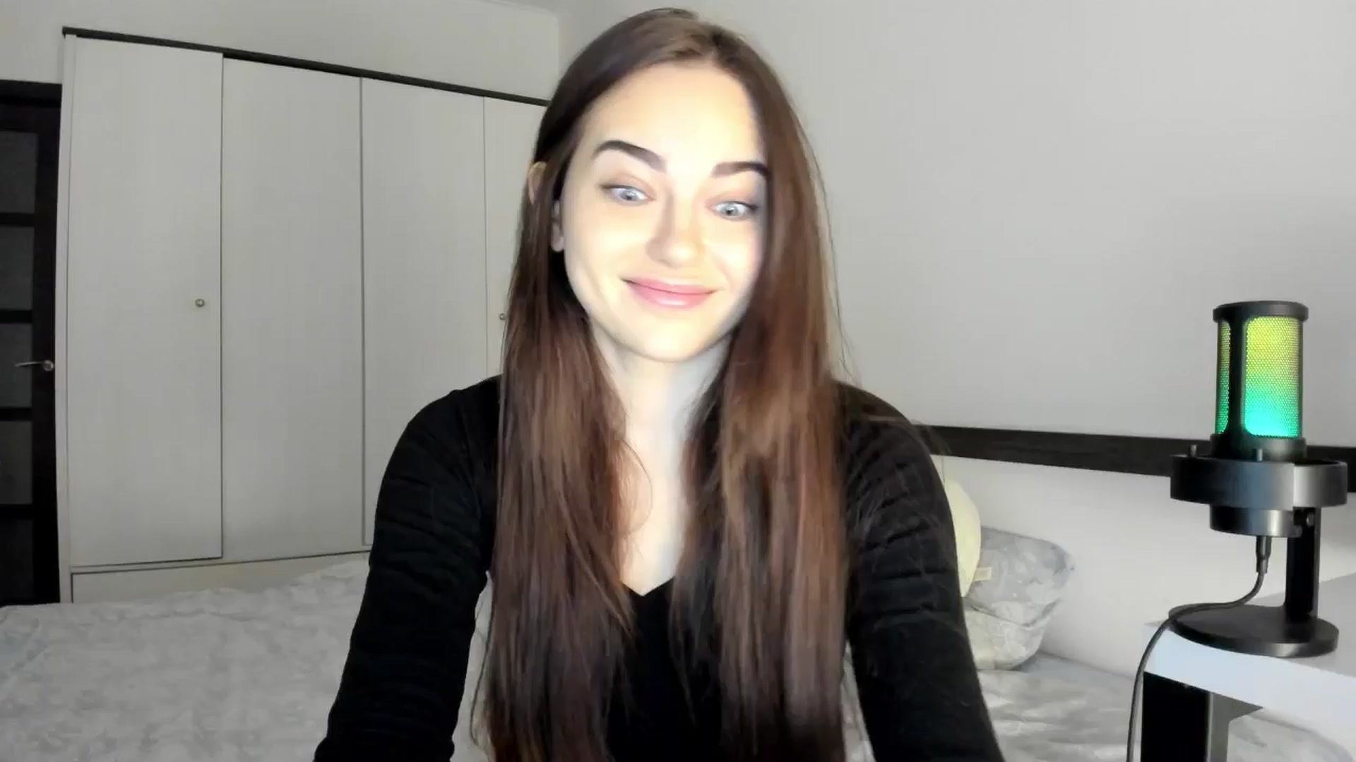 Gallery image thumbnail from BeeTheQueen's myfreecams stream on, 10/23/2025, 14:35 image 19 of 20