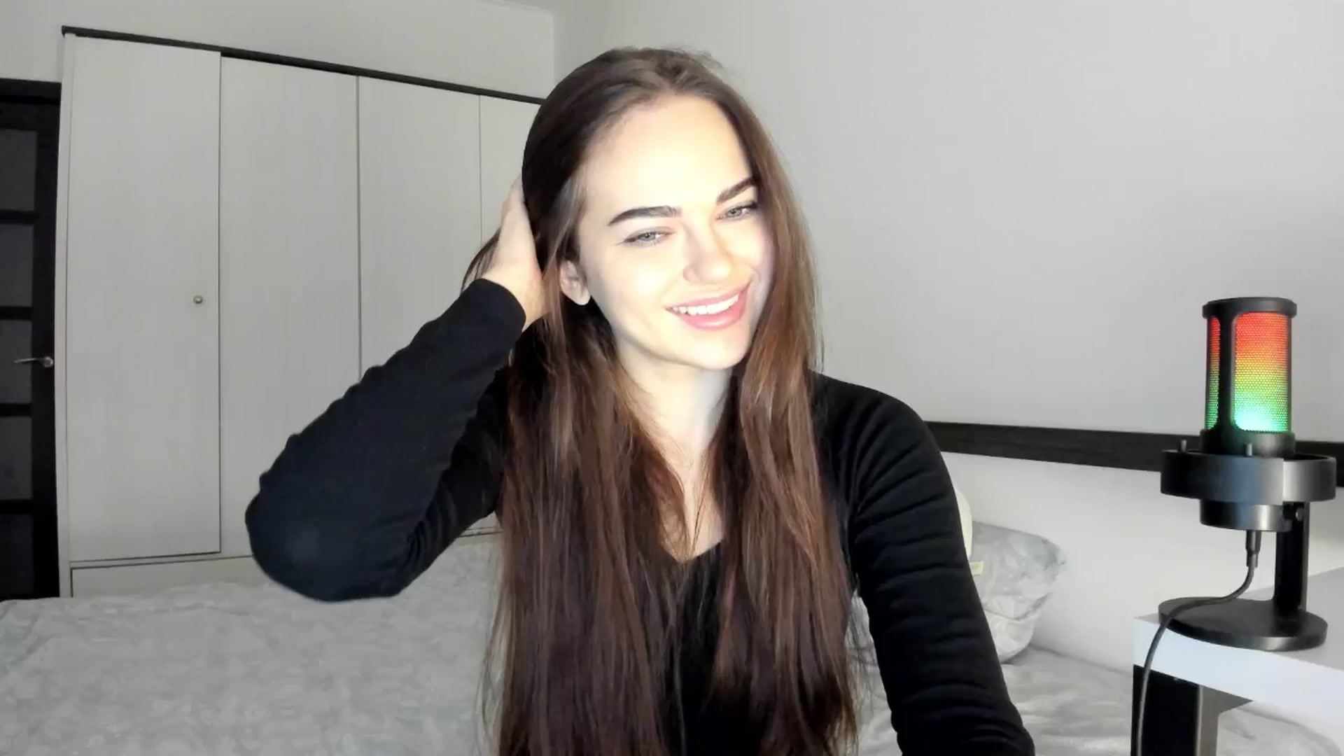 Gallery image thumbnail from BeeTheQueen's myfreecams stream on, 10/23/2025, 14:35 image 14 of 20