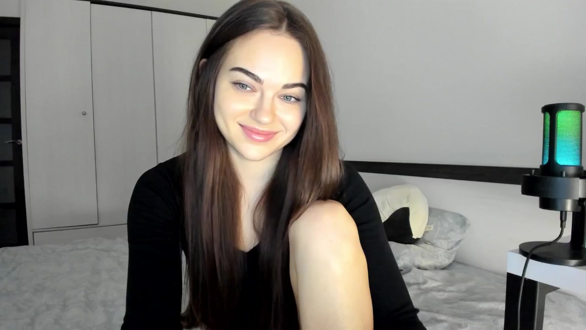 Gallery image thumbnail from BeeTheQueen's myfreecams stream on, 10/23/2025, 14:35 image 1 of 20