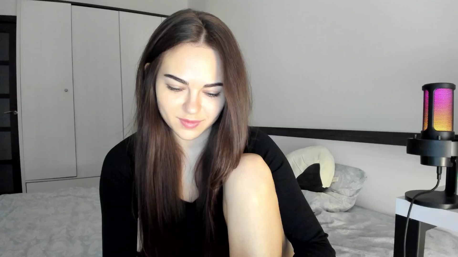 Gallery image thumbnail from BeeTheQueen's myfreecams stream on, 10/23/2025, 14:35 image 2 of 20