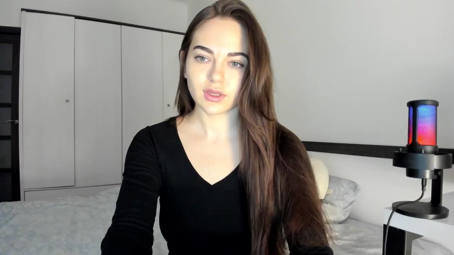 Gallery image thumbnail from BeeTheQueen's myfreecams stream on, 10/23/2025, 14:35 image 8 of 20