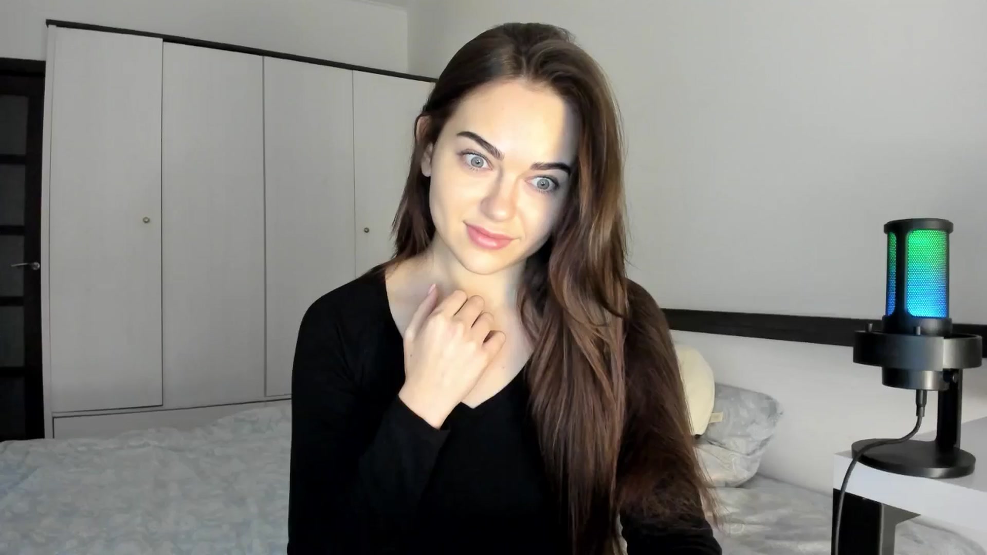 Gallery image thumbnail from BeeTheQueen's myfreecams stream on, 10/23/2025, 14:35 image 9 of 20