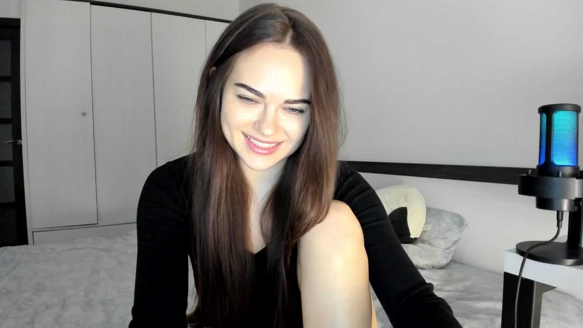 Gallery image thumbnail from BeeTheQueen's myfreecams stream on, 10/23/2025, 14:35 image 3 of 20