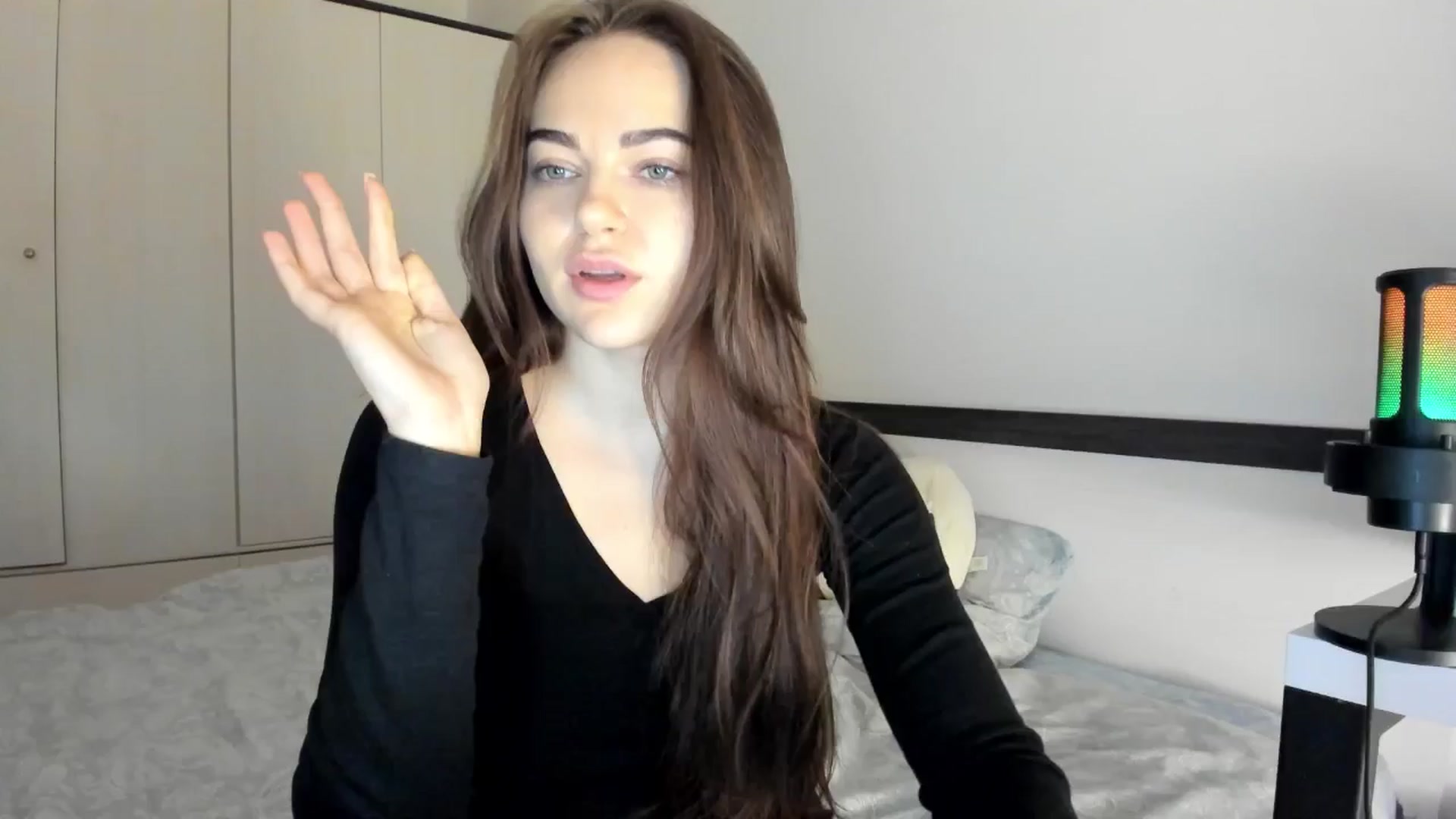Gallery image thumbnail from BeeTheQueen's myfreecams stream on, 10/23/2025, 15:43 image 1 of 20