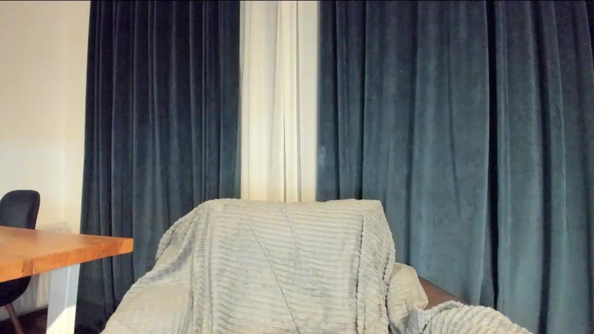 Gallery image thumbnail from BeeTheQueen's myfreecams stream on, 10/26/2025, 17:16 image 15 of 20