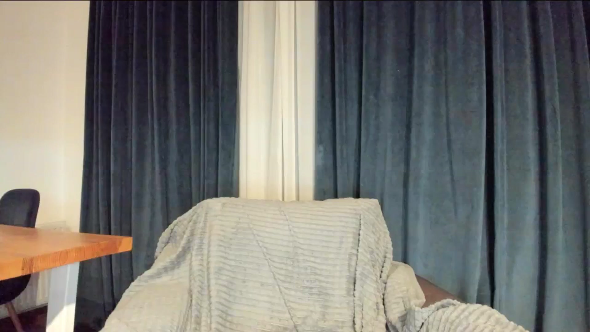 Gallery image thumbnail from BeeTheQueen's myfreecams stream on, 10/26/2025, 17:16 image 18 of 20