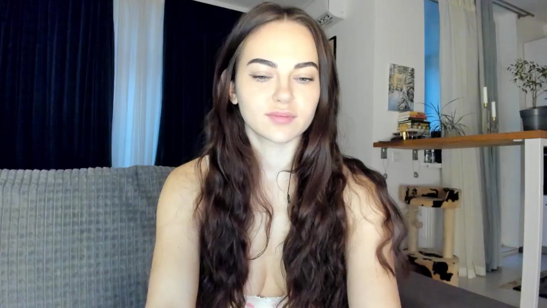 Gallery image thumbnail from BeeTheQueen's myfreecams stream on, 10/27/2025, 15:29 image 8 of 20