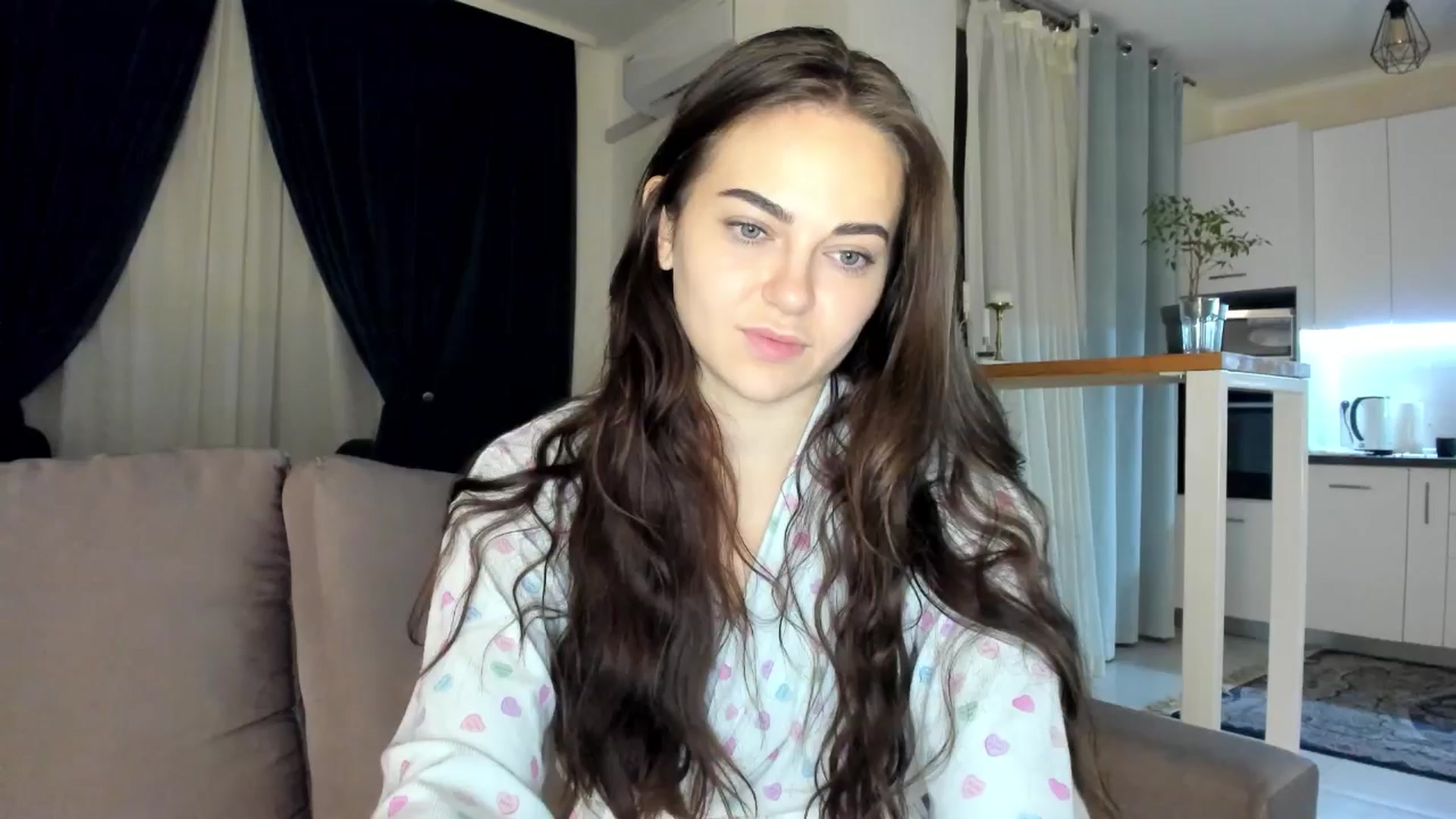 Gallery image thumbnail from BeeTheQueen's myfreecams stream on, 11/02/2025, 21:23 image 15 of 20