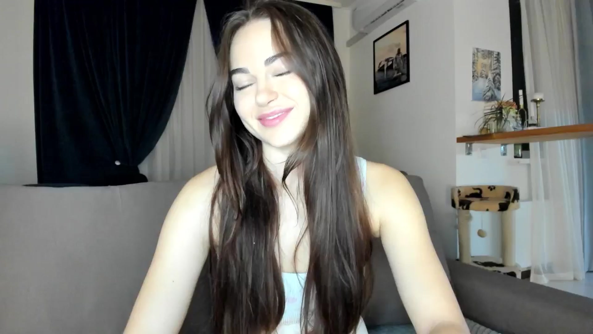 Gallery image thumbnail from BeeTheQueen's myfreecams stream on, 11/06/2025, 18:25 image 18 of 20