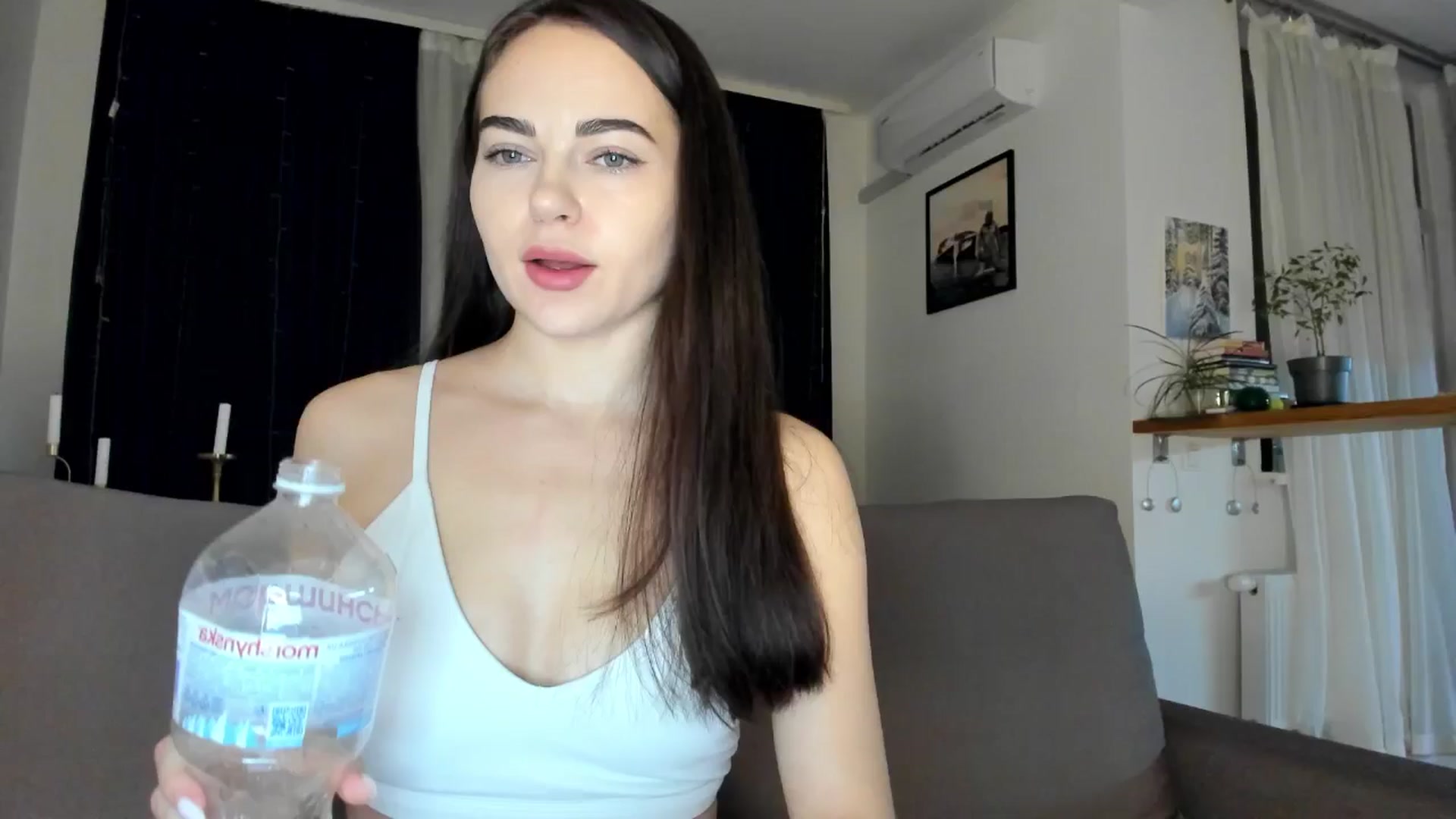 Gallery image thumbnail from BeeTheQueen's myfreecams stream on, 11/13/2025, 16:12 image 4 of 20