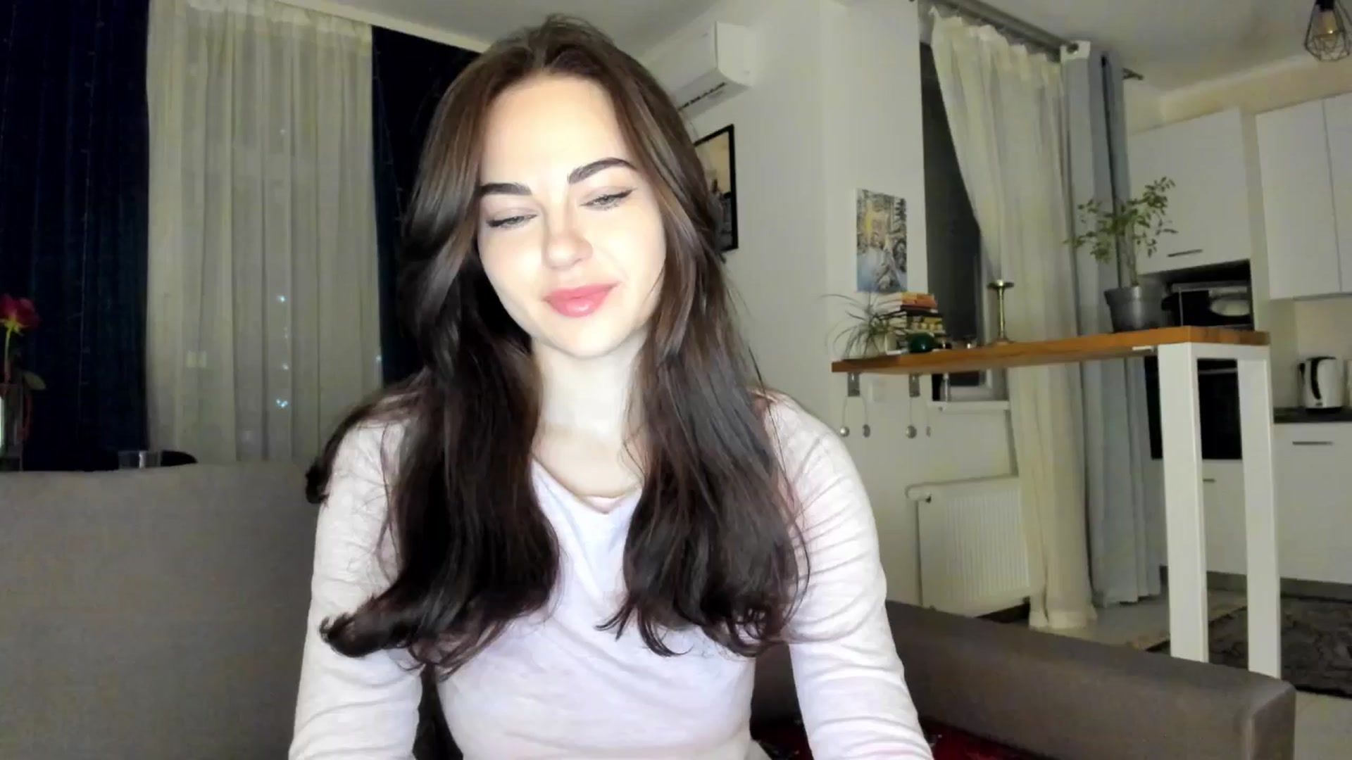 Gallery image thumbnail from BeeTheQueen's myfreecams stream on, 11/19/2025, 15:58 image 13 of 20
