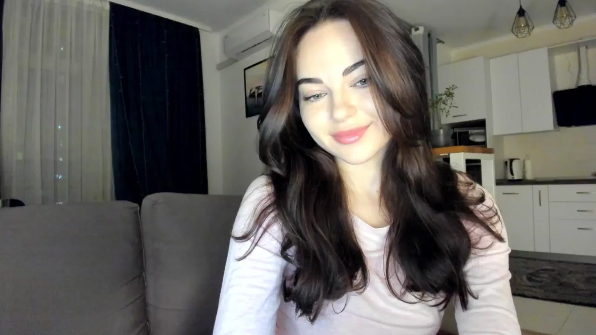 Gallery image thumbnail from BeeTheQueen's myfreecams stream on, 11/19/2025, 15:58 image 4 of 20