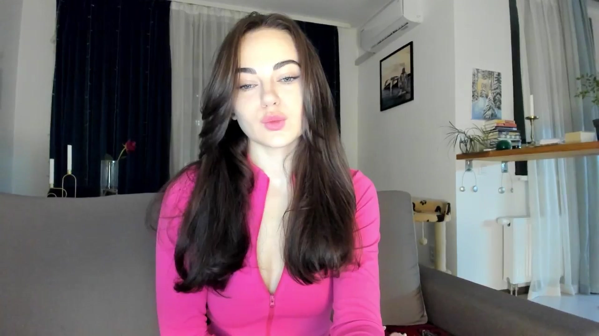 Gallery image thumbnail from BeeTheQueen's myfreecams stream on, 11/20/2025, 17:44 image 15 of 20