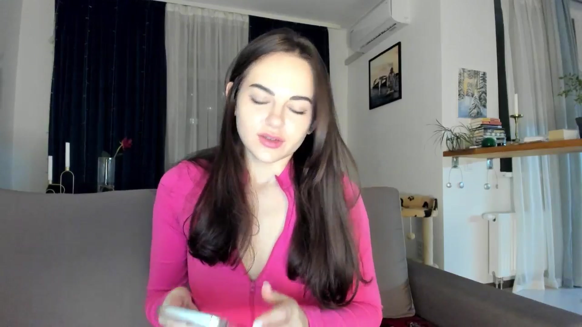 Gallery image thumbnail from BeeTheQueen's myfreecams stream on, 11/20/2025, 17:44 image 18 of 20