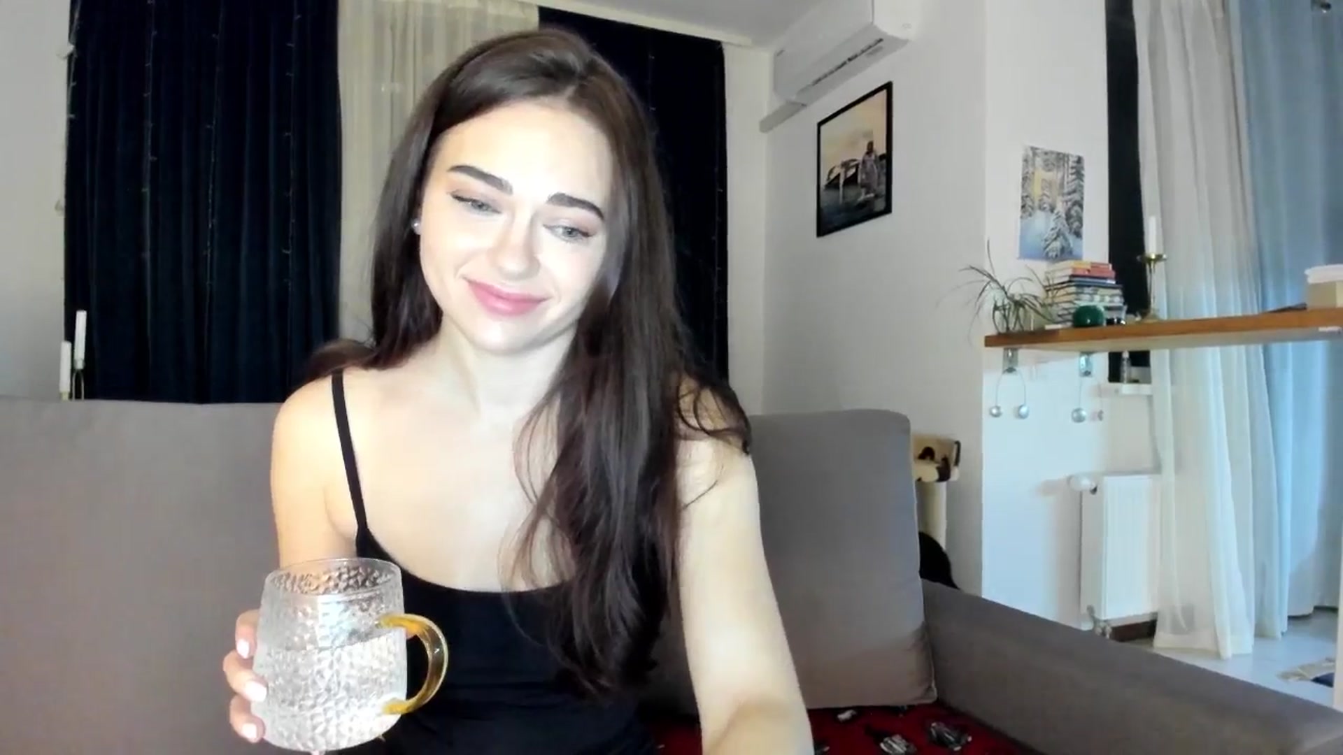 Gallery image thumbnail from BeeTheQueen's myfreecams stream on, 11/22/2025, 20:40 image 3 of 20