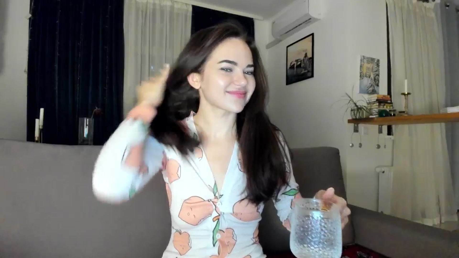 Gallery image thumbnail from BeeTheQueen's myfreecams stream on, 11/23/2025, 16:40 image 16 of 20