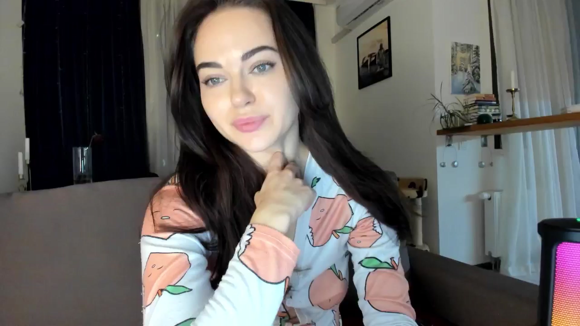 Gallery image thumbnail from BeeTheQueen's myfreecams stream on, 11/23/2025, 18:24 image 1 of 20