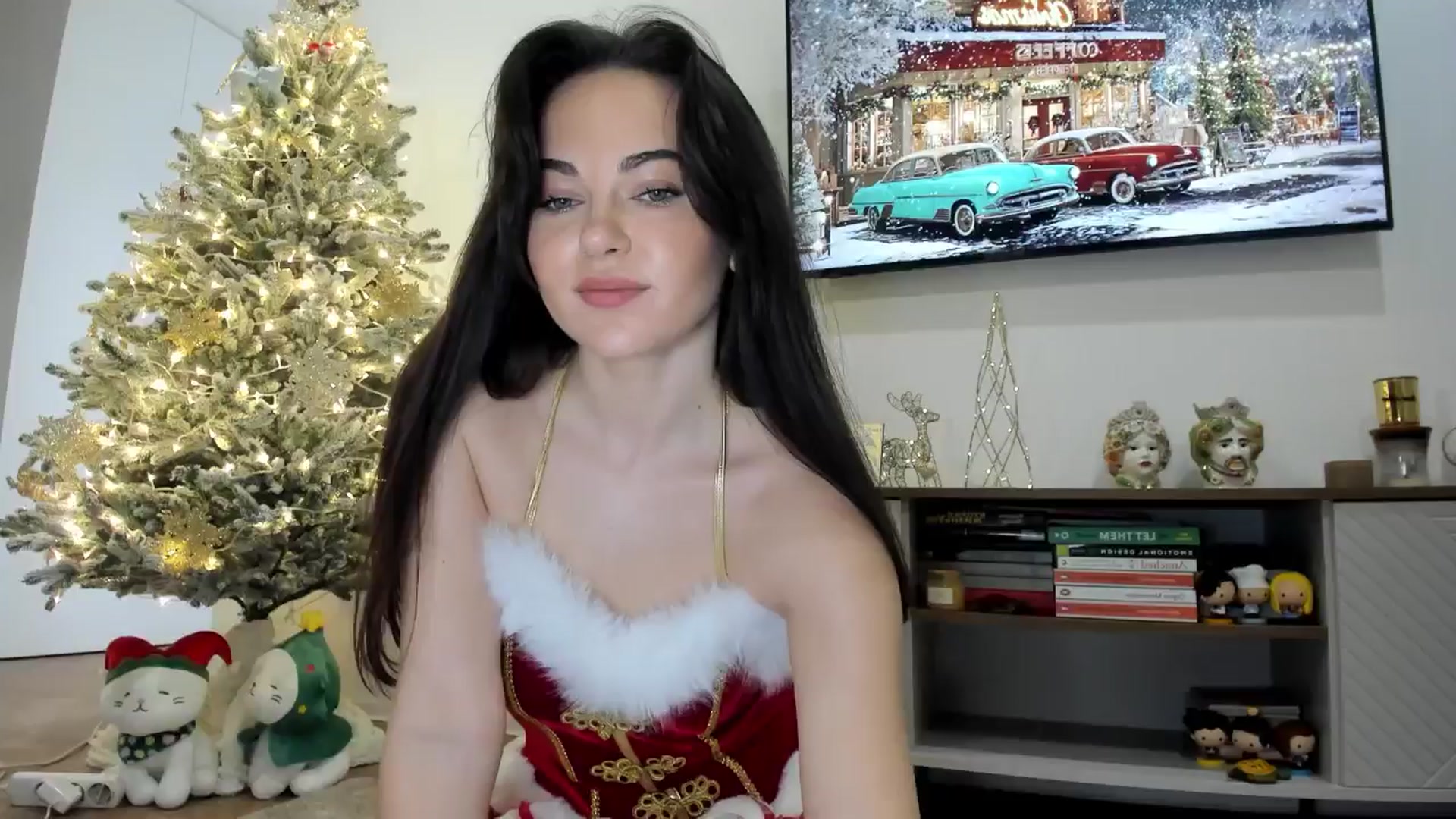 Gallery image thumbnail from BeeTheQueen's myfreecams stream on, 12/21/2025, 18:34 image 1 of 20