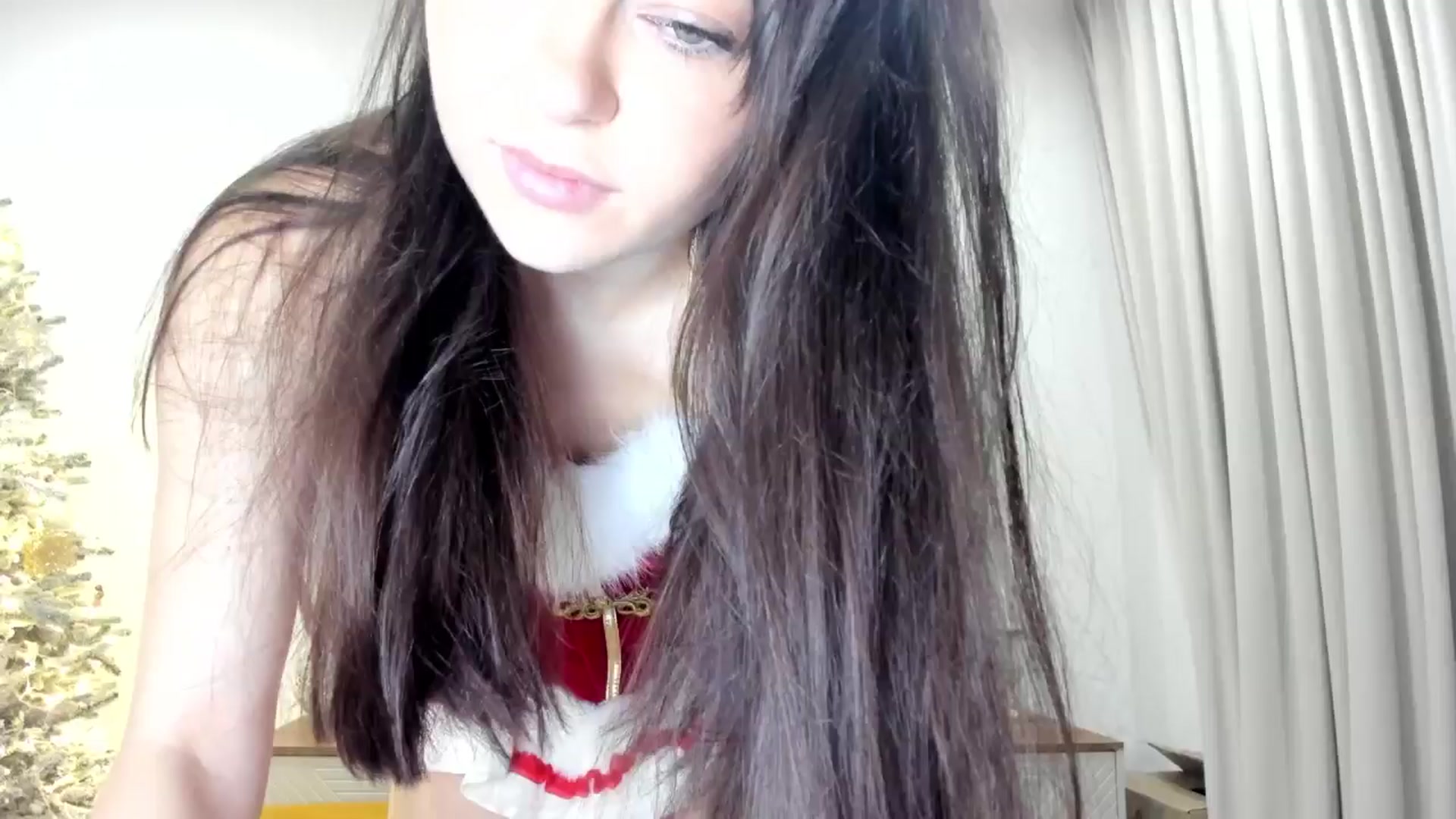 Gallery image thumbnail from BeeTheQueen's myfreecams stream on, 12/21/2025, 21:22 image 18 of 20