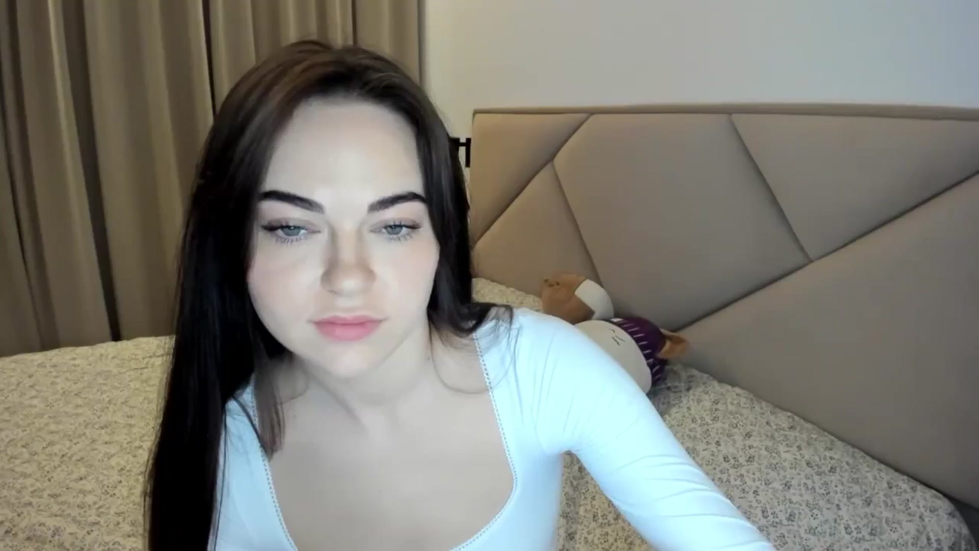 Gallery image thumbnail from BeeTheQueen's myfreecams stream on, 01/12/2026, 20:16 image 8 of 20