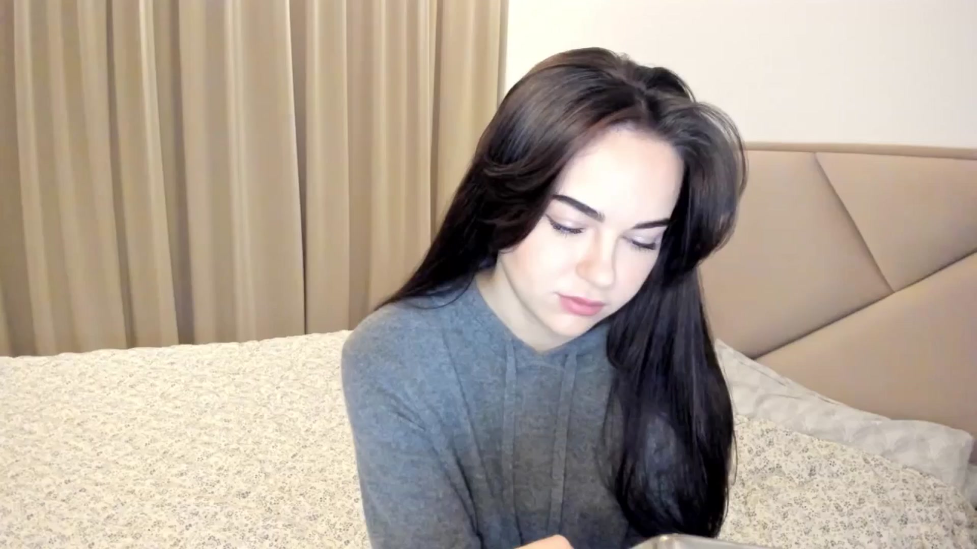 Gallery image thumbnail from BeeTheQueen's myfreecams stream on, 01/13/2026, 17:37 image 2 of 20