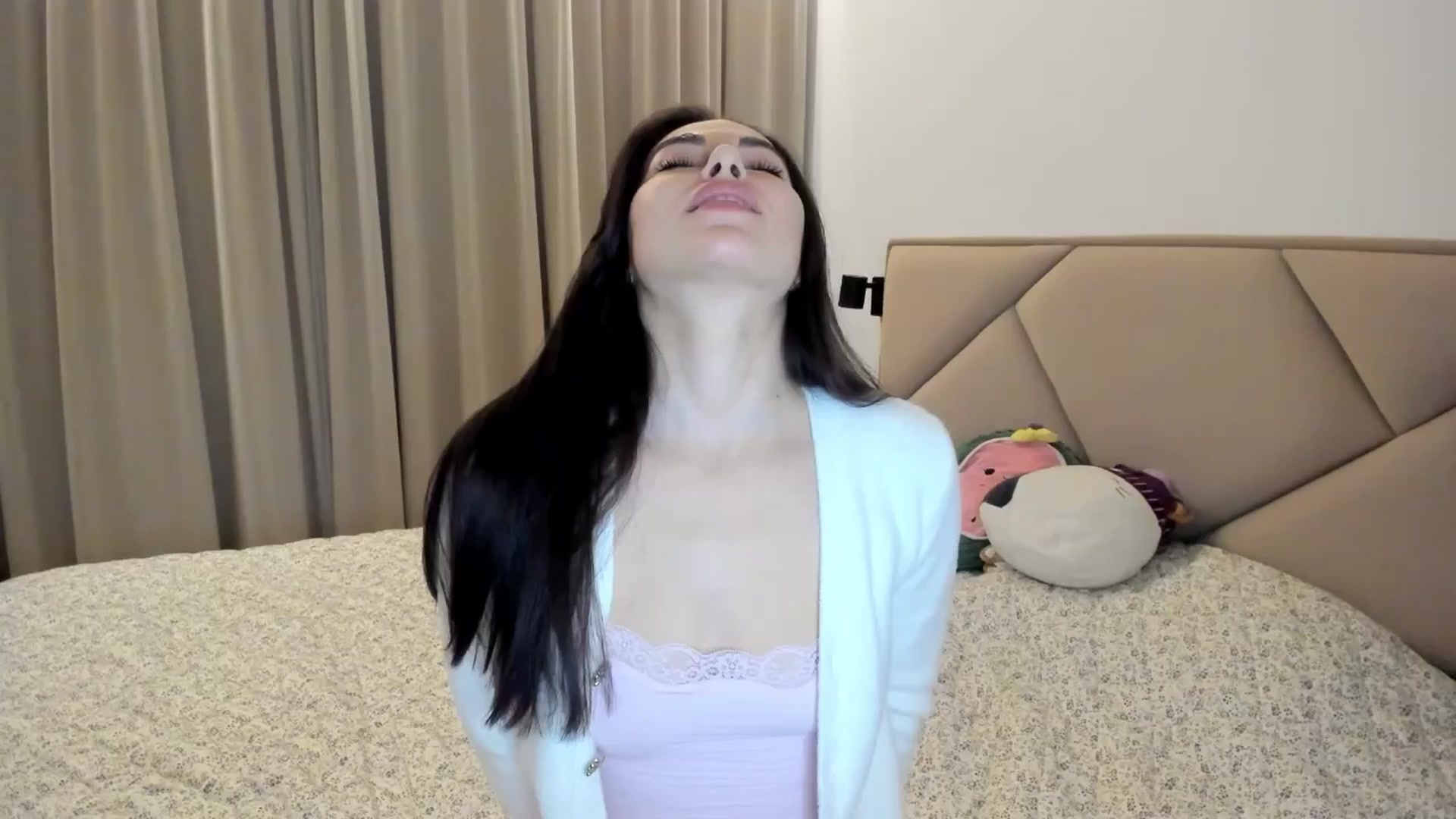 Gallery image thumbnail from BeeTheQueen's myfreecams stream on, 01/18/2026, 18:55 image 4 of 20
