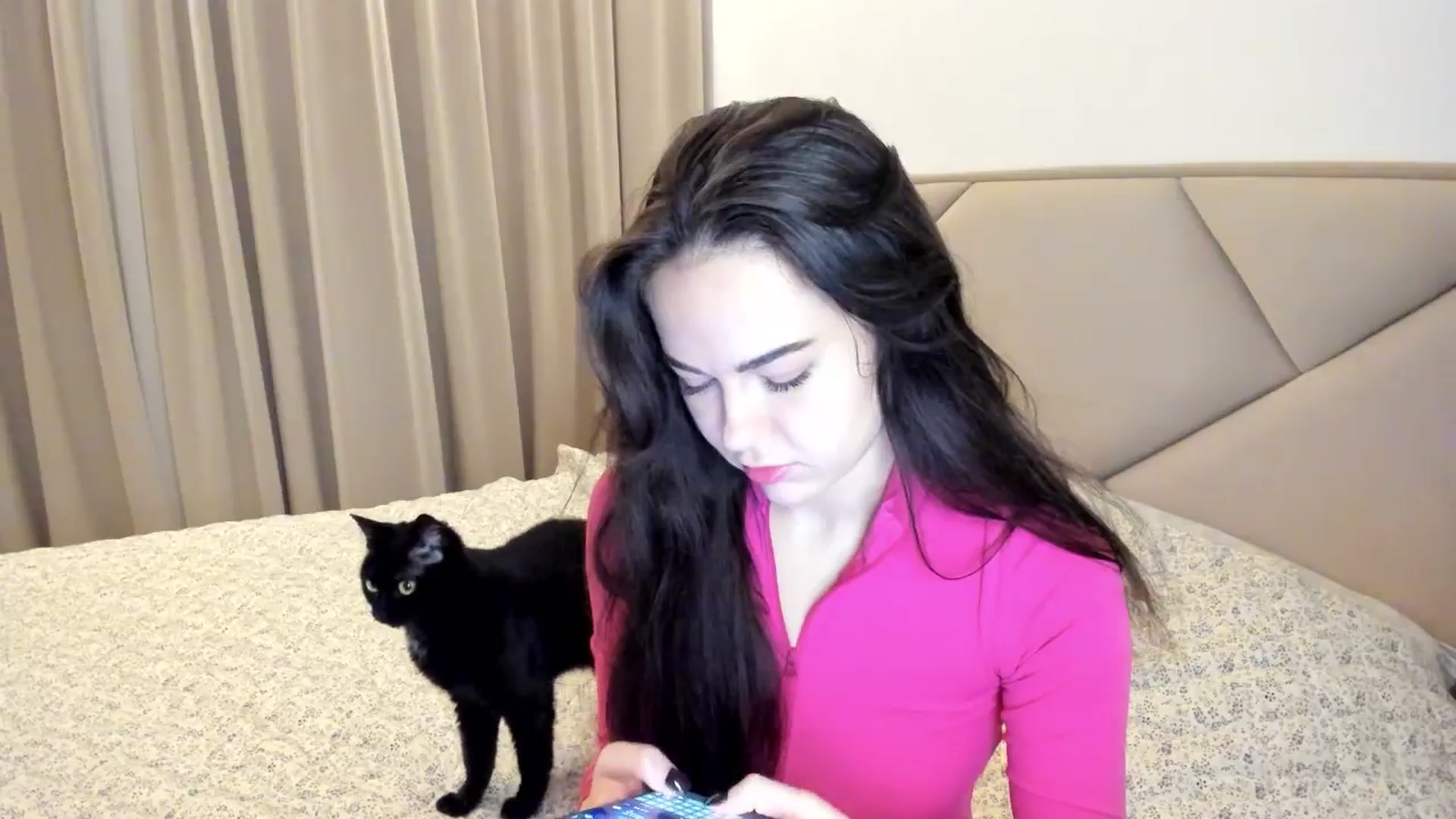 Gallery image thumbnail from BeeTheQueen's myfreecams stream on, 01/23/2026, 20:27 image 17 of 20