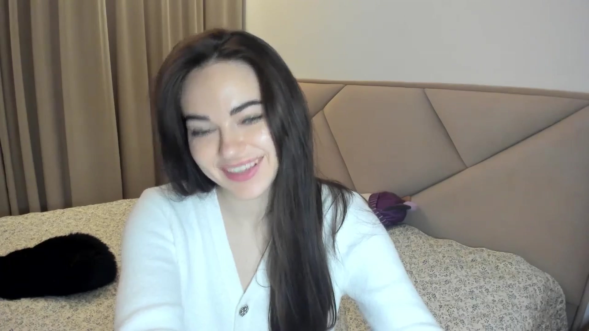Gallery image thumbnail from BeeTheQueen's myfreecams stream on, 02/01/2026, 21:42 image 7 of 20