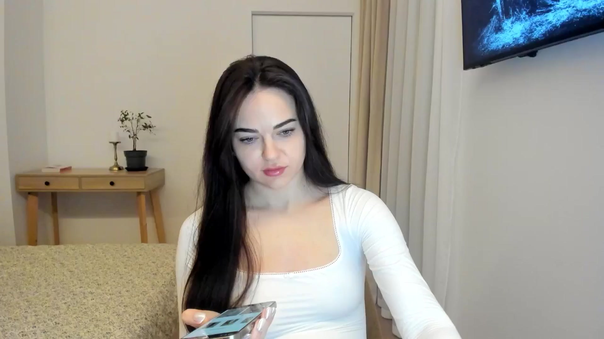 Gallery image thumbnail from BeeTheQueen's myfreecams stream on, 02/05/2026, 21:03 image 15 of 20