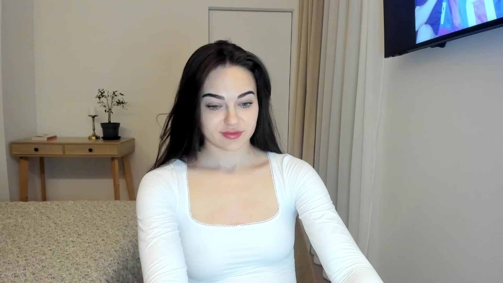 Gallery image thumbnail from BeeTheQueen's myfreecams stream on, 02/05/2026, 21:03 image 5 of 20