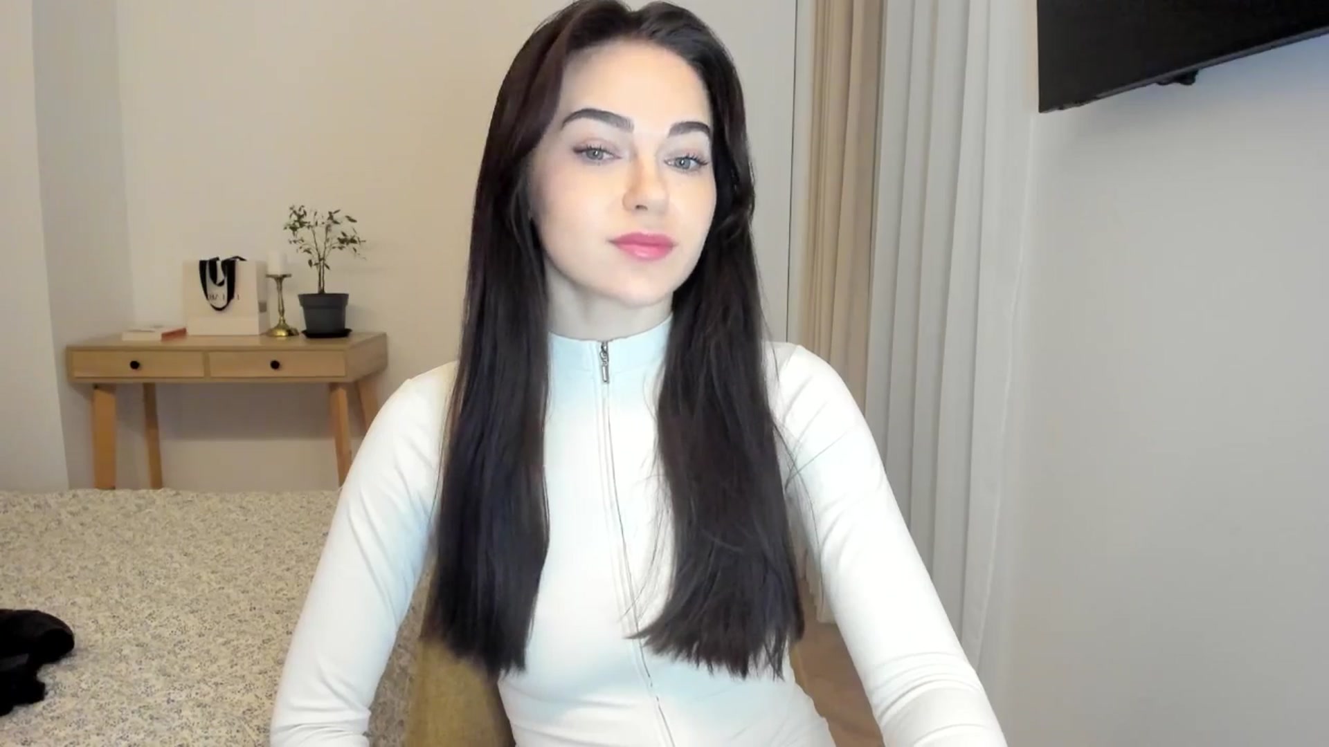 Gallery image thumbnail from BeeTheQueen's myfreecams stream on, 02/07/2026, 18:15 image 8 of 20