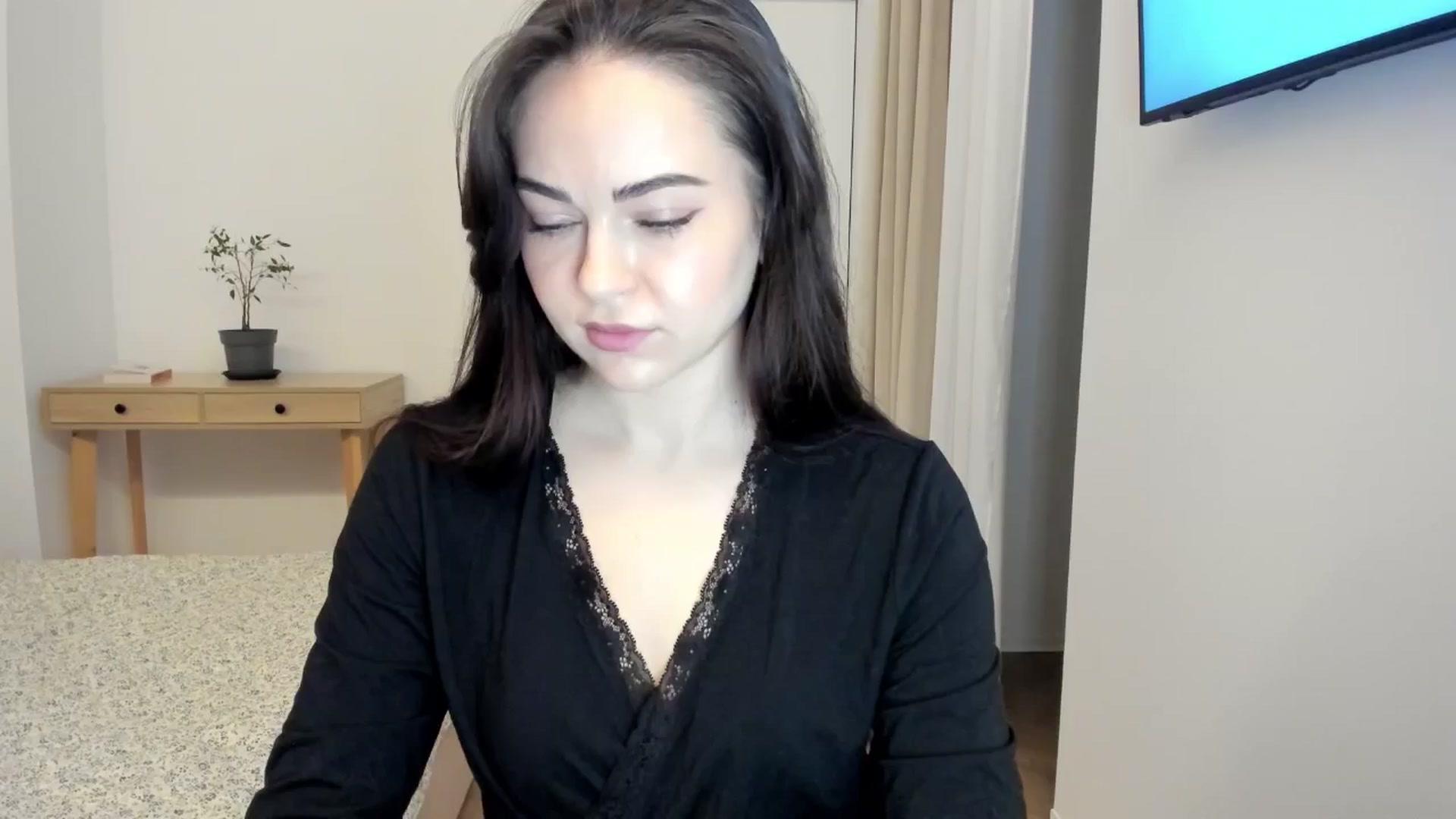Gallery image thumbnail from BeeTheQueen's myfreecams stream on, 02/13/2026, 19:34 image 1 of 20