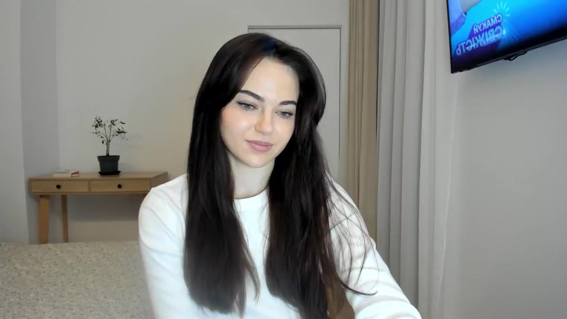 Gallery image thumbnail from BeeTheQueen's myfreecams stream on, 02/17/2026, 21:49 image 11 of 20