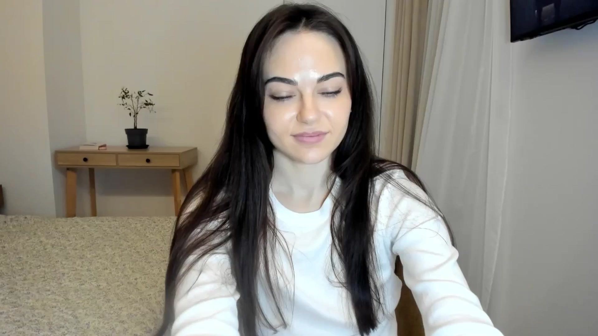 Gallery image thumbnail from BeeTheQueen's myfreecams stream on, 02/17/2026, 22:56 image 11 of 20