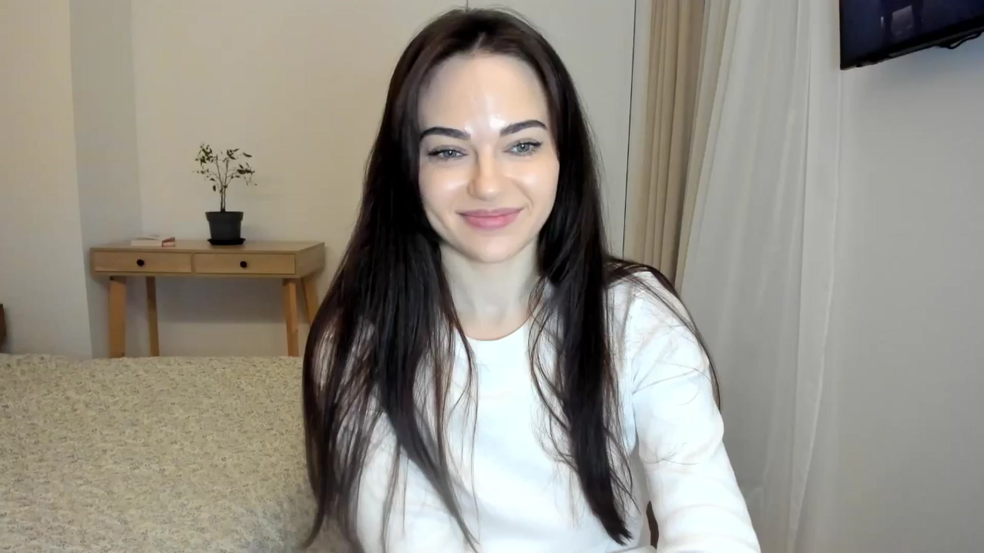 Gallery image thumbnail from BeeTheQueen's myfreecams stream on, 02/17/2026, 22:56 image 9 of 20