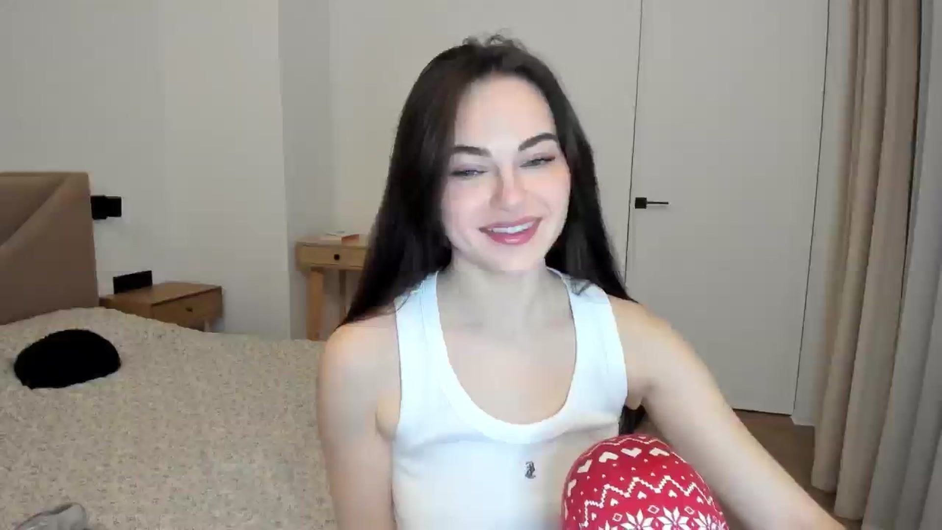 Gallery image thumbnail from BeeTheQueen's myfreecams stream on, 02/19/2026, 18:55 image 17 of 20