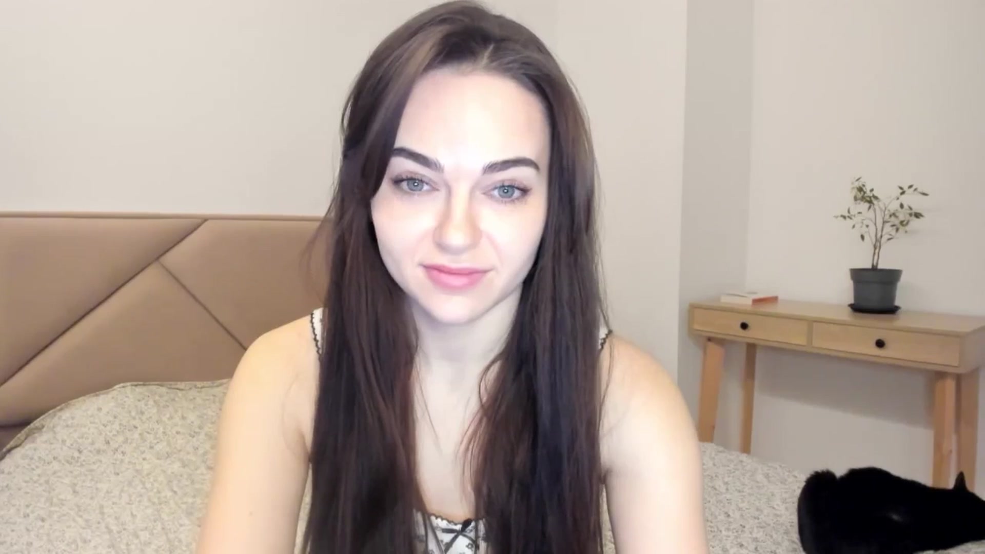 Gallery image thumbnail from BeeTheQueen's myfreecams stream on, 02/22/2026, 02:01 image 20 of 20