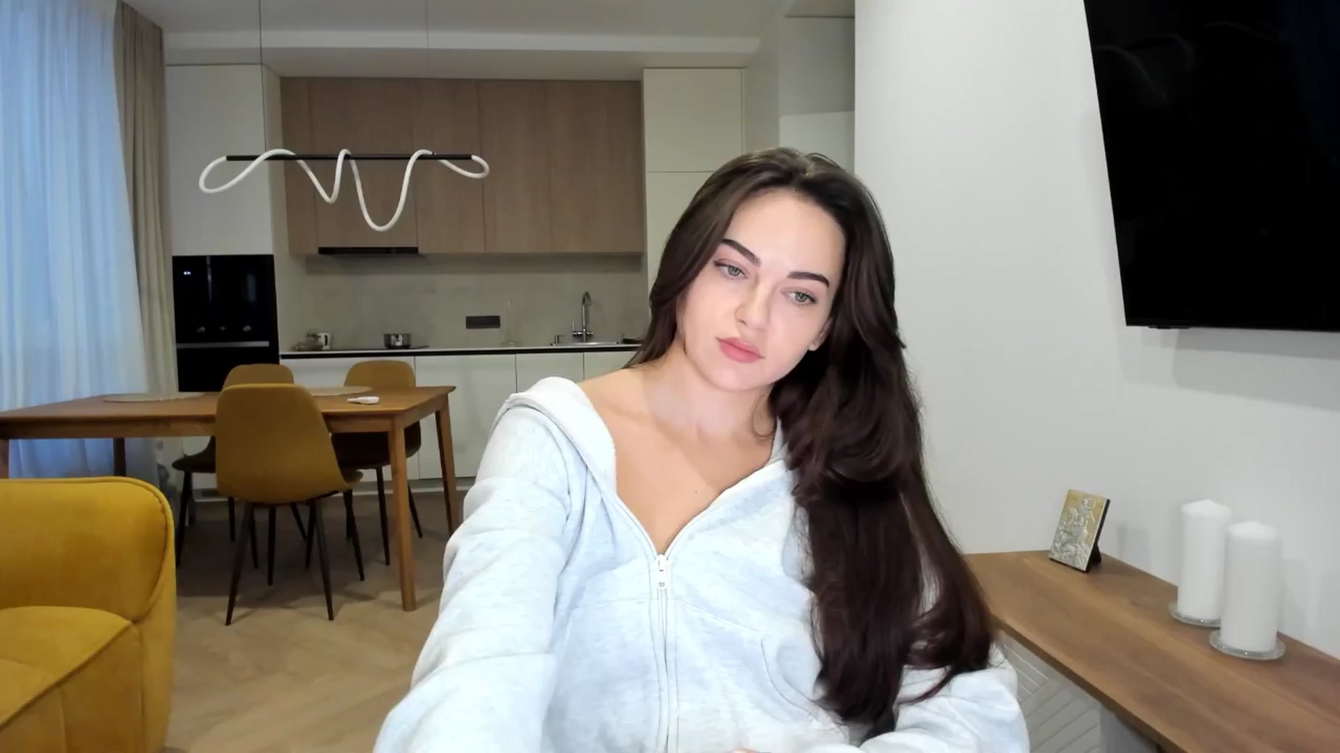 Gallery image thumbnail from BeeTheQueen's myfreecams stream on, 05/01/2026, 17:34 image 19 of 20