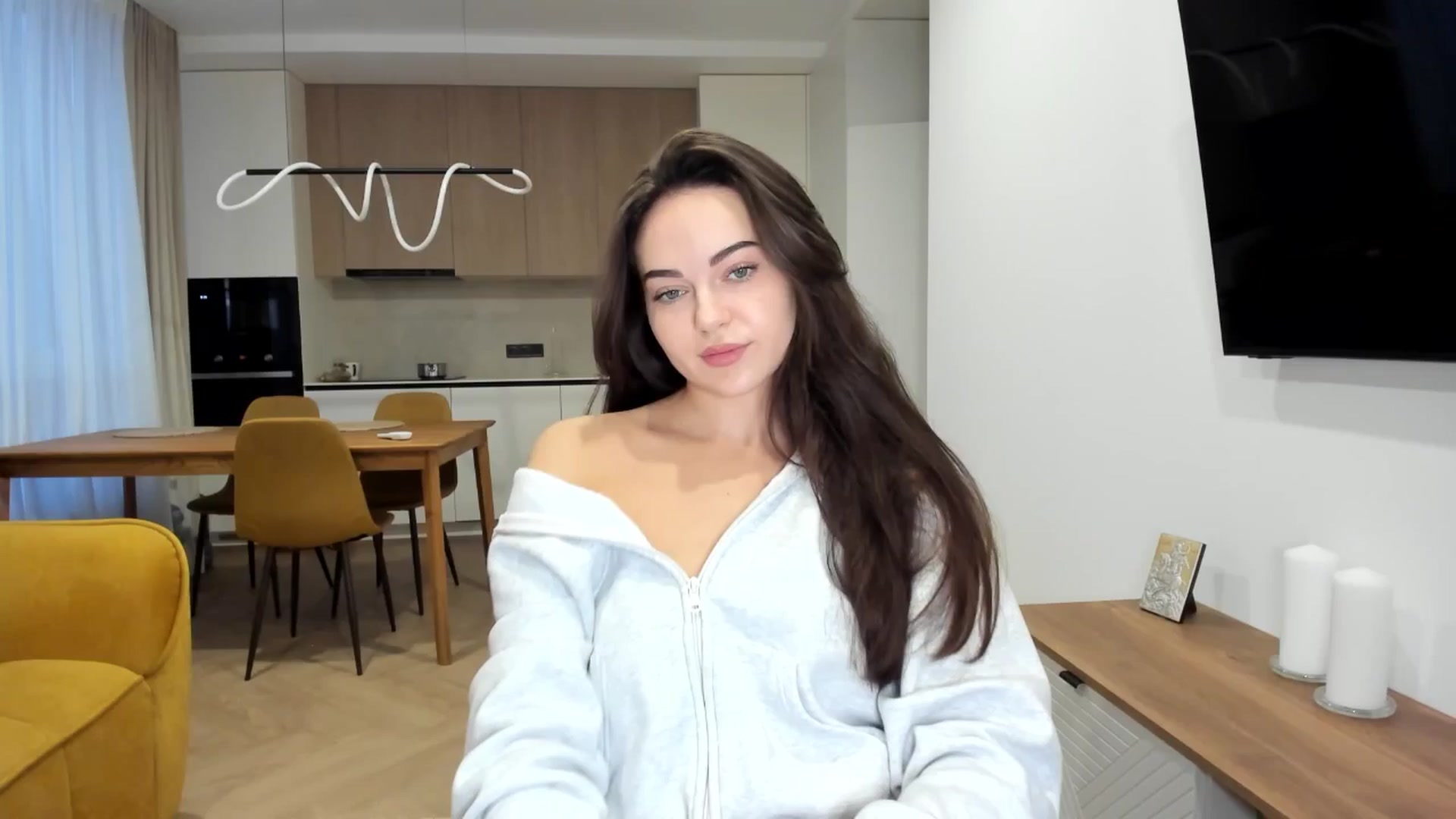 Gallery image thumbnail from BeeTheQueen's myfreecams stream on, 05/01/2026, 17:34 image 18 of 20
