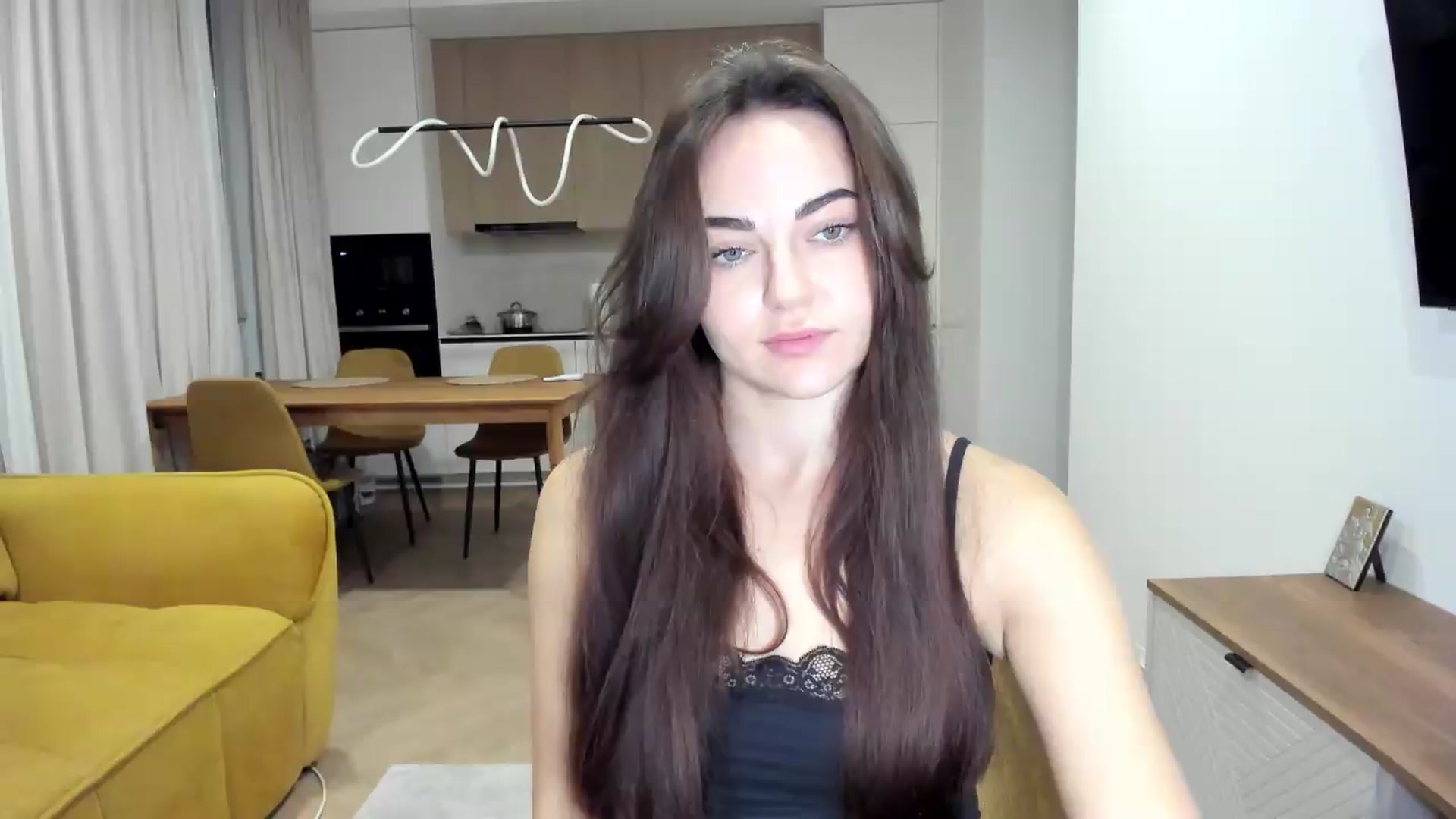 Gallery image thumbnail from BeeTheQueen's myfreecams stream on, 05/09/2026, 19:26 image 6 of 20