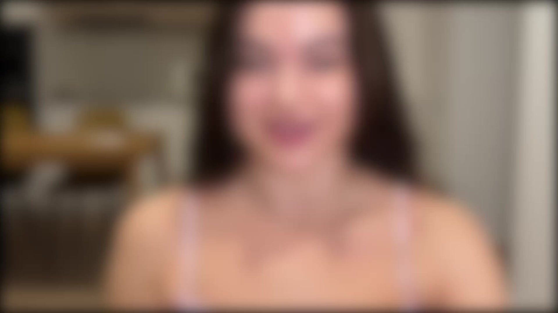 Gallery image thumbnail from BeeTheQueen's myfreecams stream on, 05/13/2026, 21:33 image 8 of 20