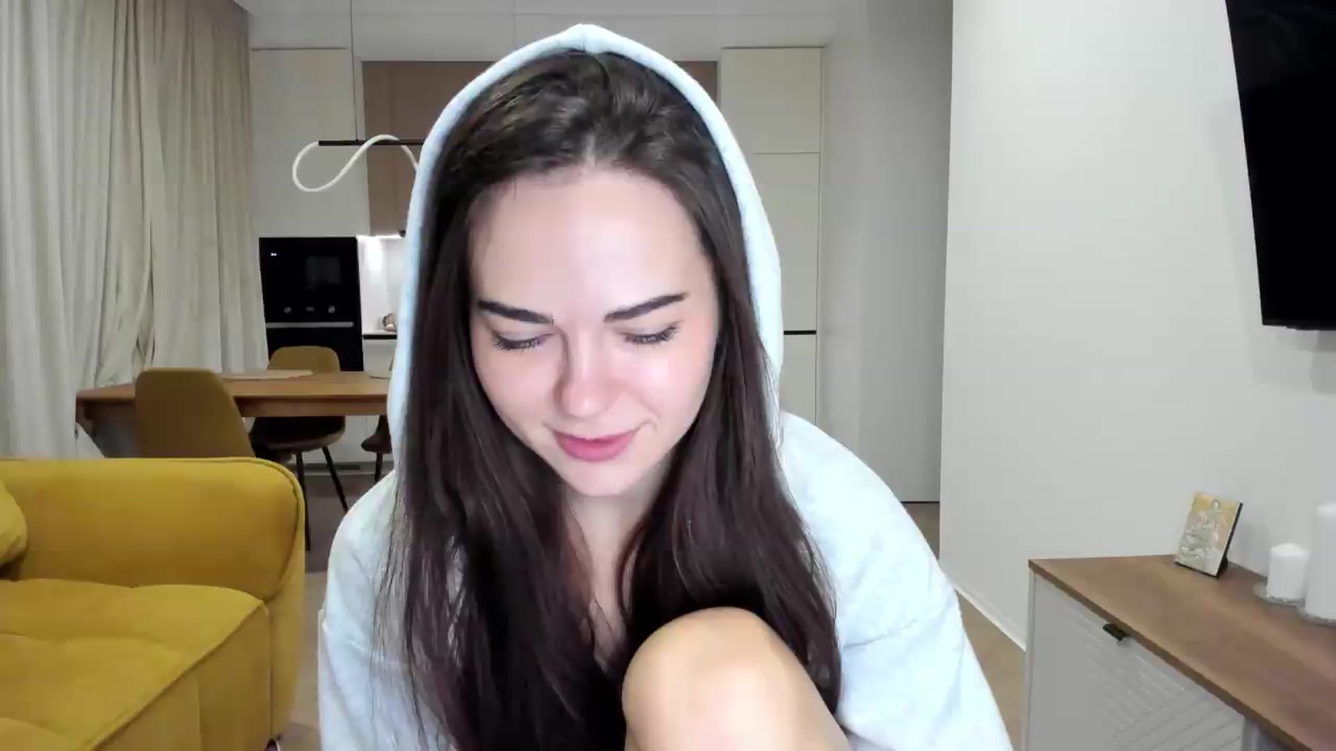 Gallery image thumbnail from BeeTheQueen's myfreecams stream on, 05/31/2026, 22:37 image 20 of 20