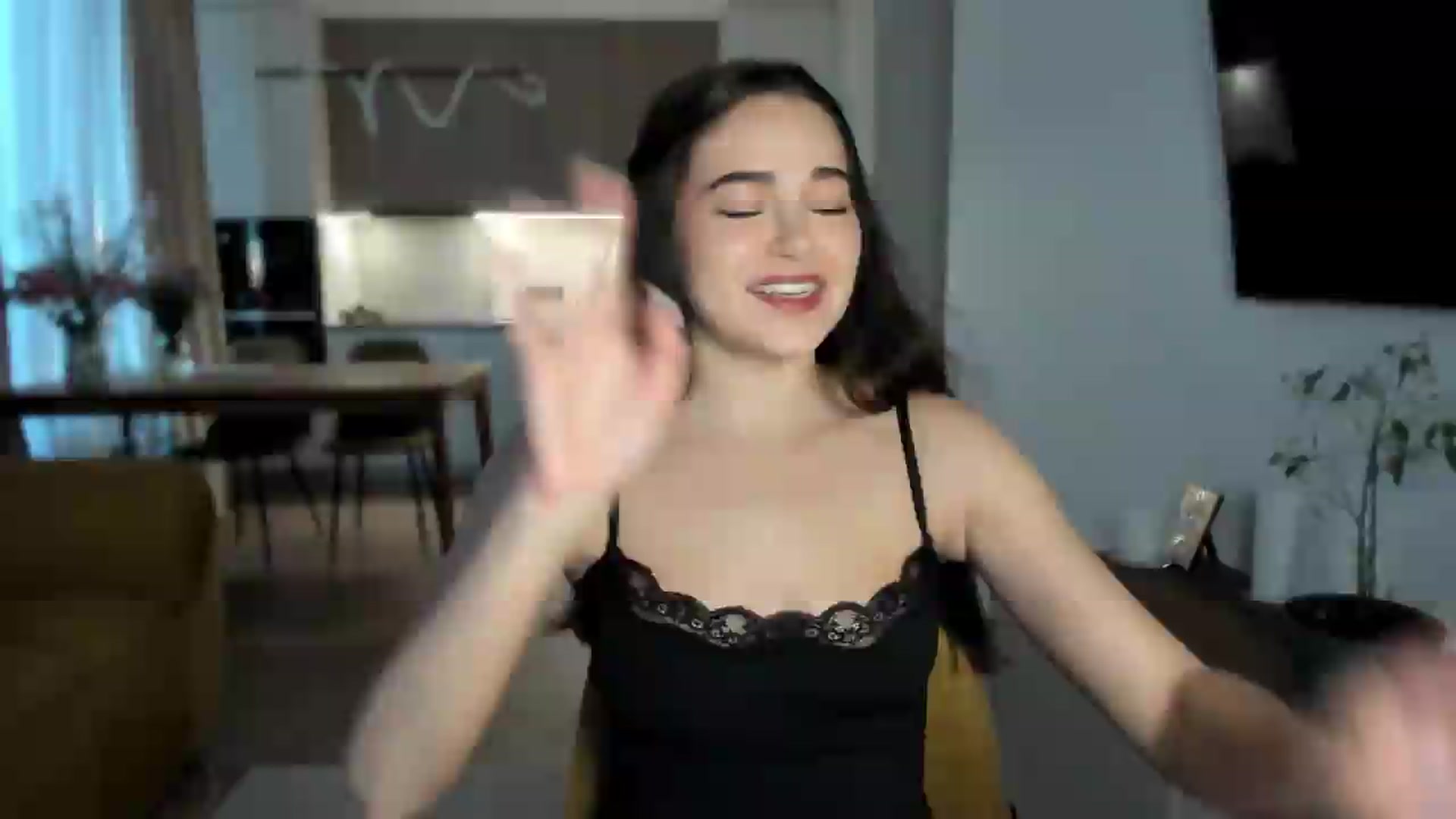Gallery image thumbnail from BeeTheQueen's myfreecams stream on, 06/15/2026, 18:16 image 16 of 20