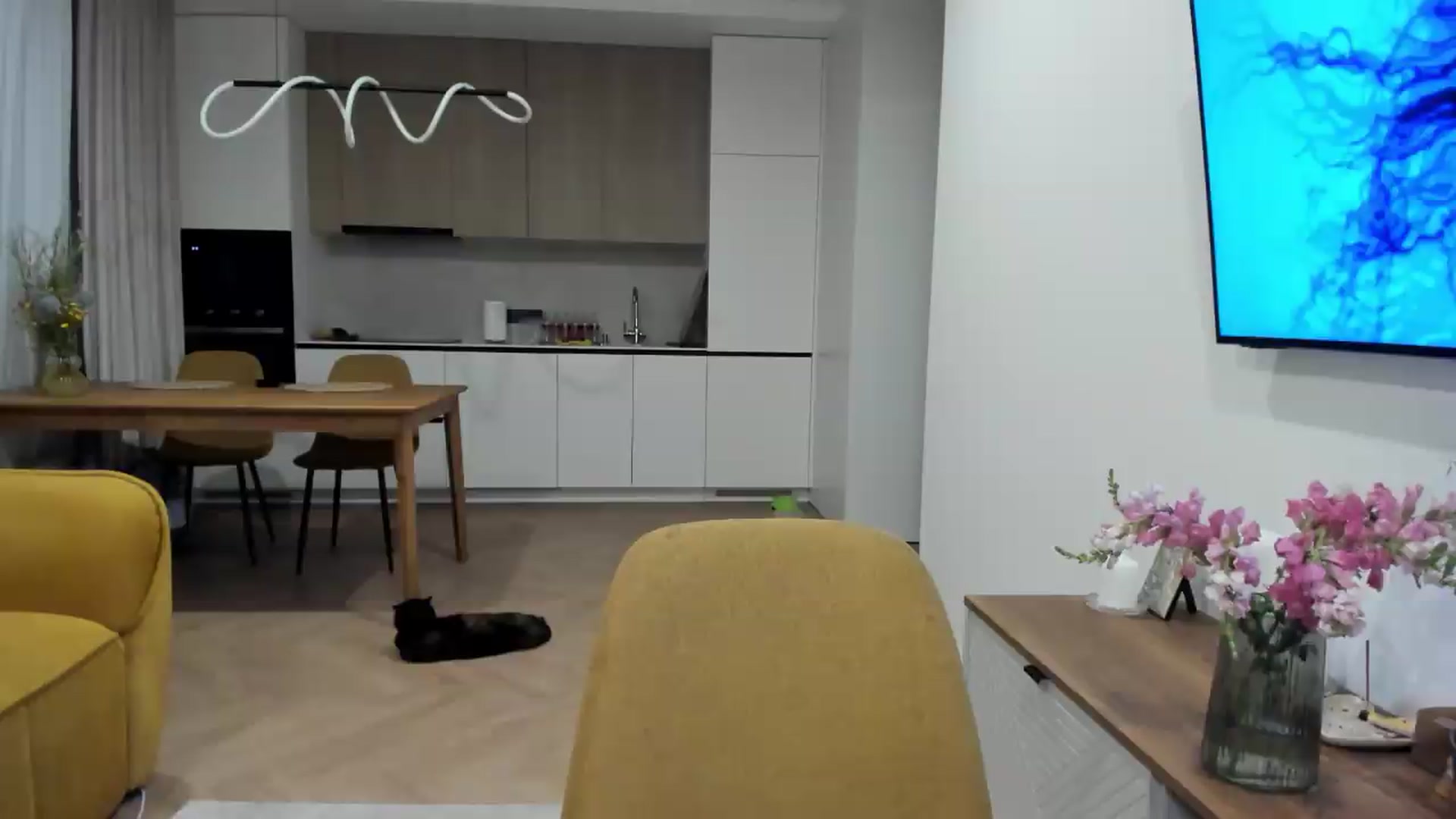 Gallery image thumbnail from BeeTheQueen's myfreecams stream on, 06/20/2026, 20:53 image 1 of 20