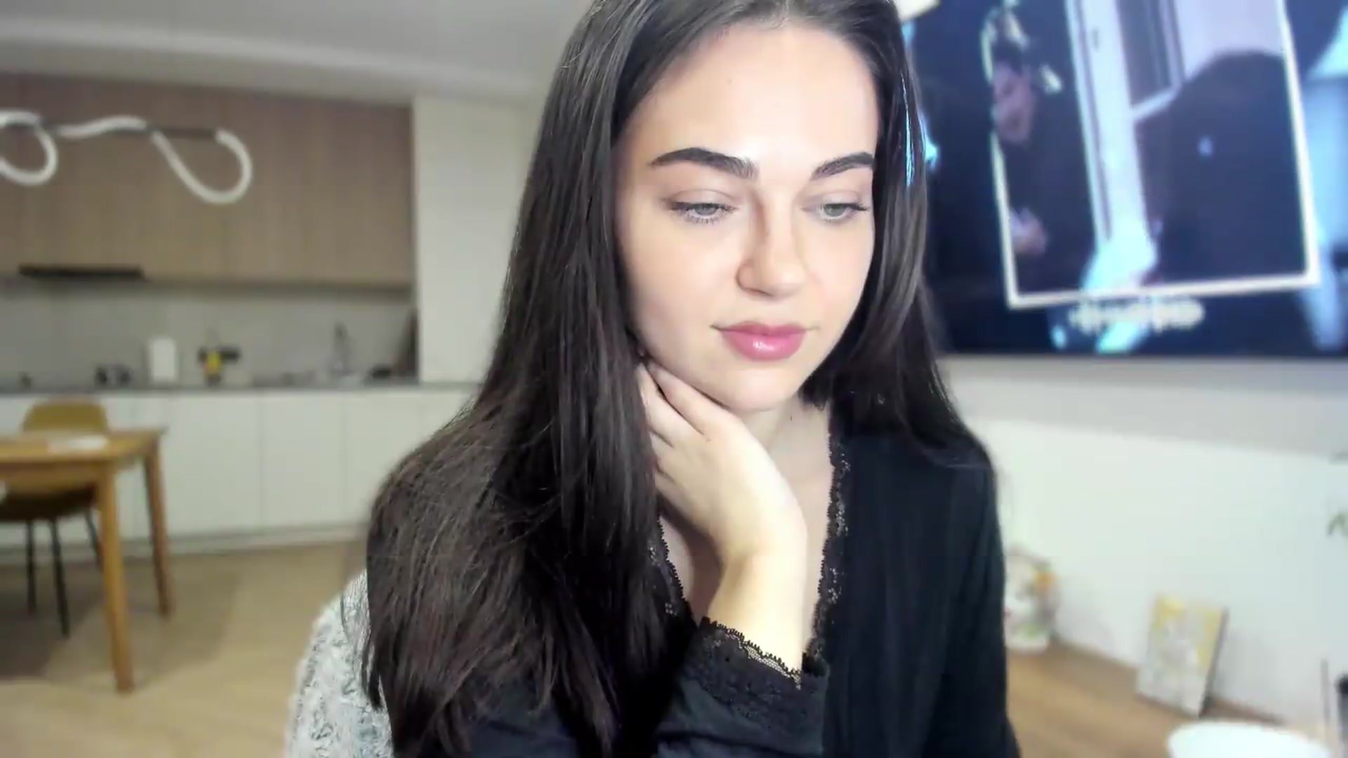 Gallery image thumbnail from BeeTheQueen's myfreecams stream on, 07/07/2026, 20:23 image 8 of 20