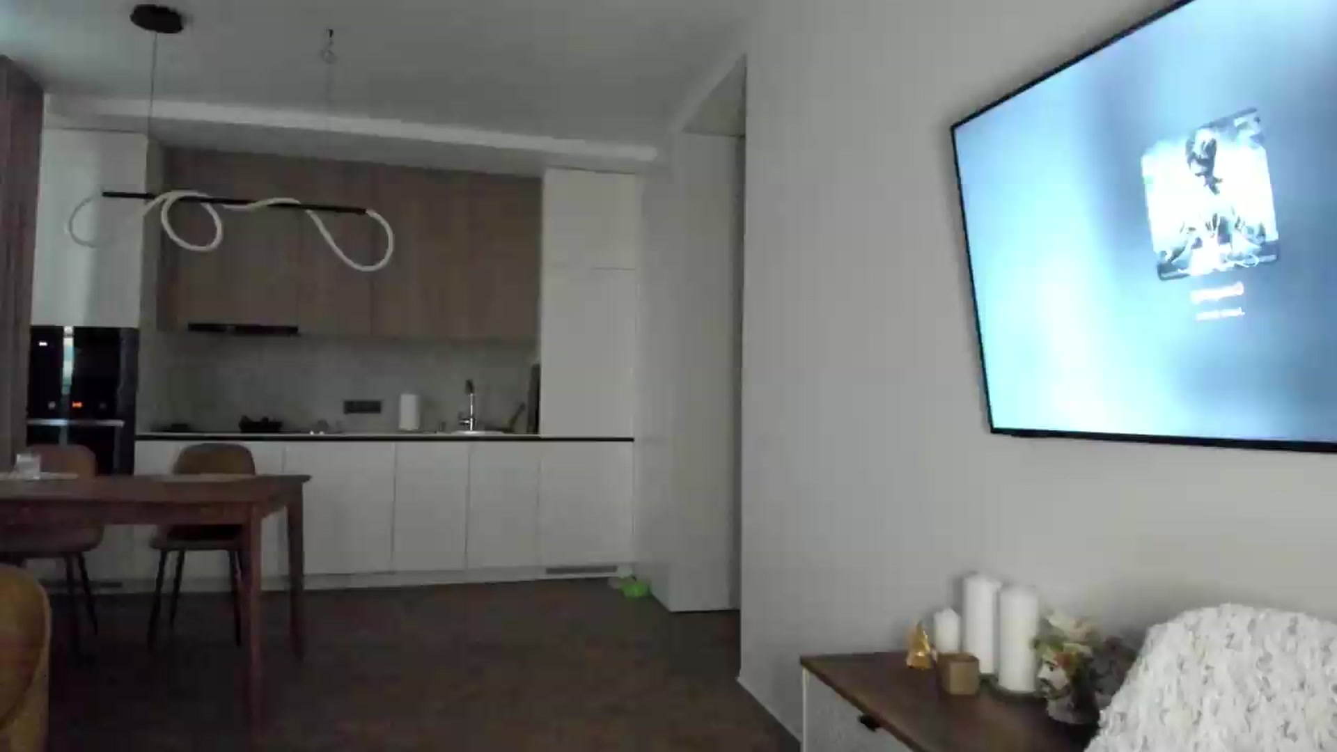Gallery image thumbnail from BeeTheQueen's myfreecams stream on, 07/11/2026, 19:25 image 6 of 20